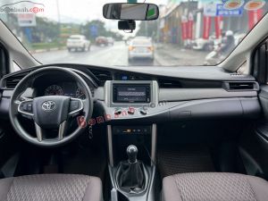 Xe Toyota Innova E 2.0 MT 2021