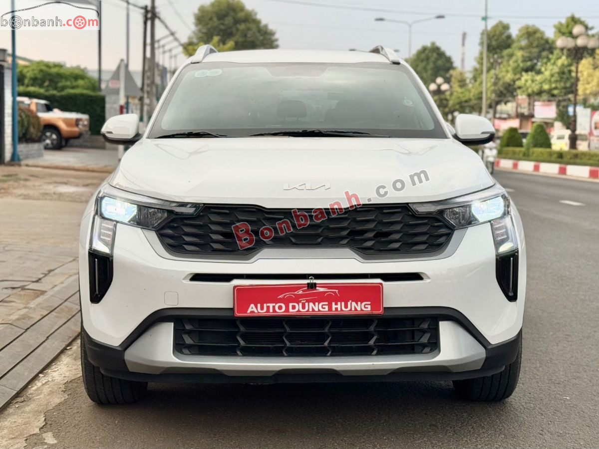 Kia Sonet Deluxe 1.5 AT 2024