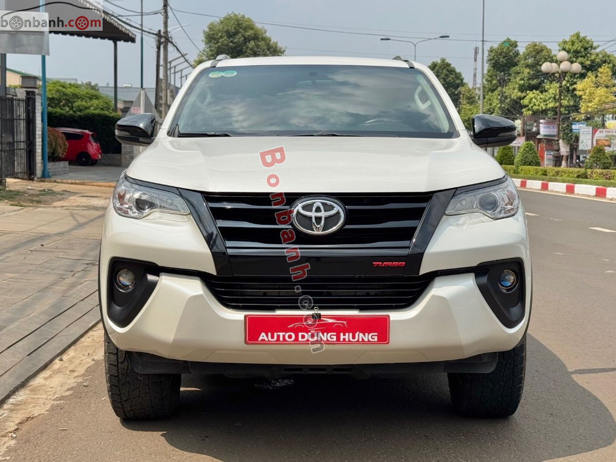 Toyota Fortuner 2.4G 4x2 MT