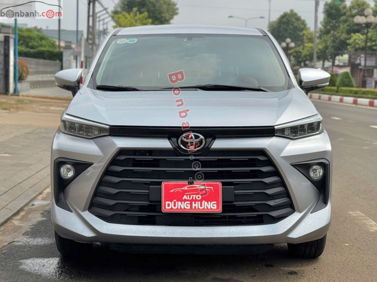 Toyota Avanza Premio 1.5 AT