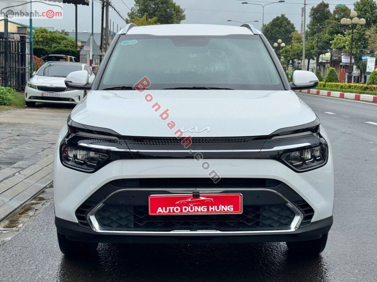 Kia Carens 1.5G Luxury 2024