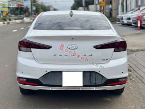 Xe Hyundai Elantra 1.6 MT 2019