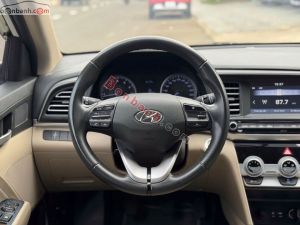 Xe Hyundai Elantra 1.6 MT 2019