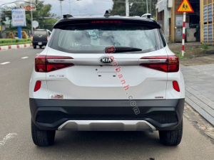 Xe Kia Seltos Deluxe 1.4 AT 2024